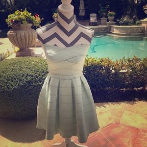 Darling dress 👗 size medium